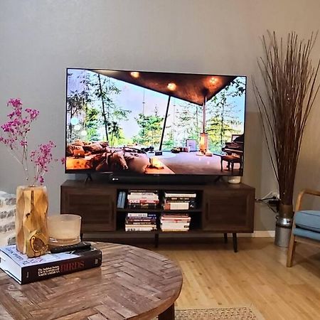 Centrally Located In Rogers And Bentonville! -Private Rooms 외부 사진