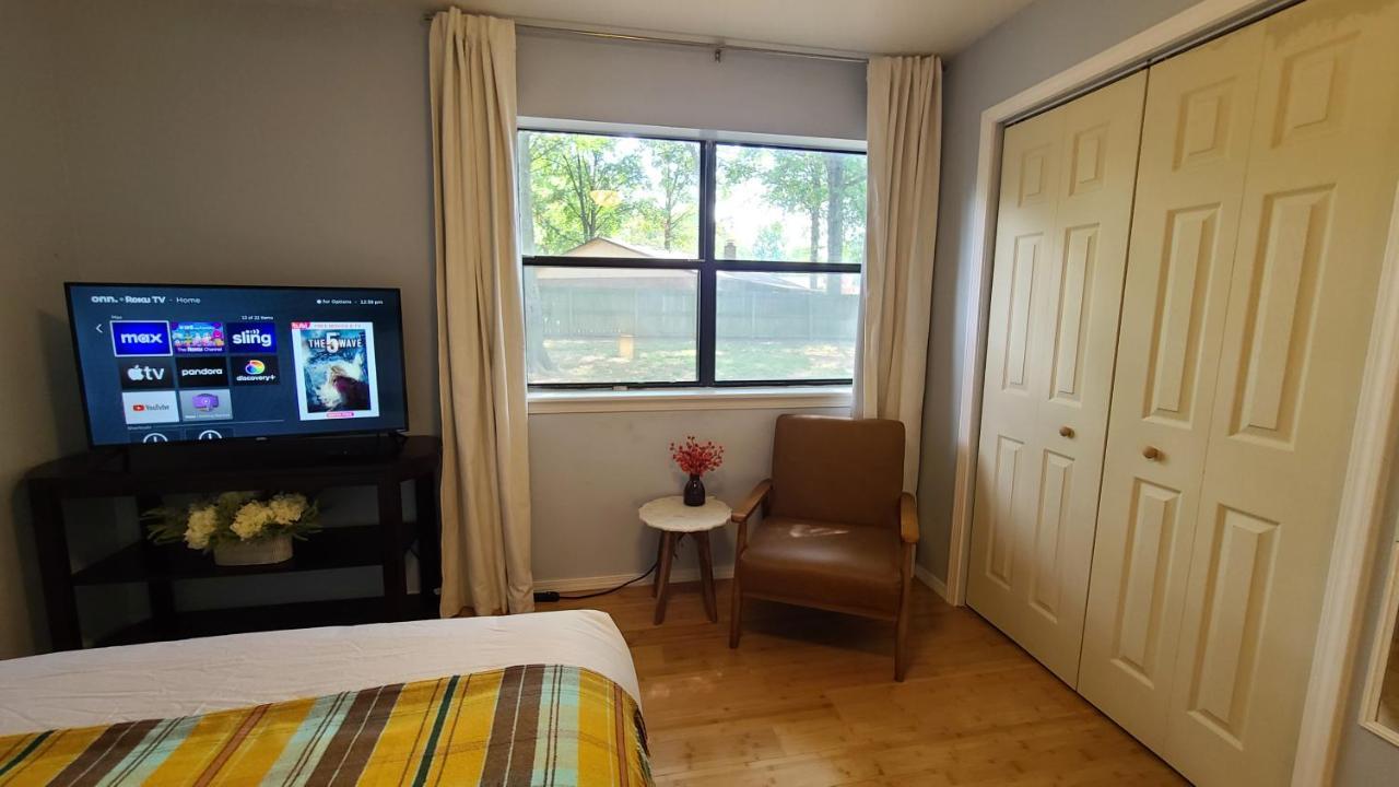 Centrally Located In Rogers And Bentonville! -Private Rooms 외부 사진