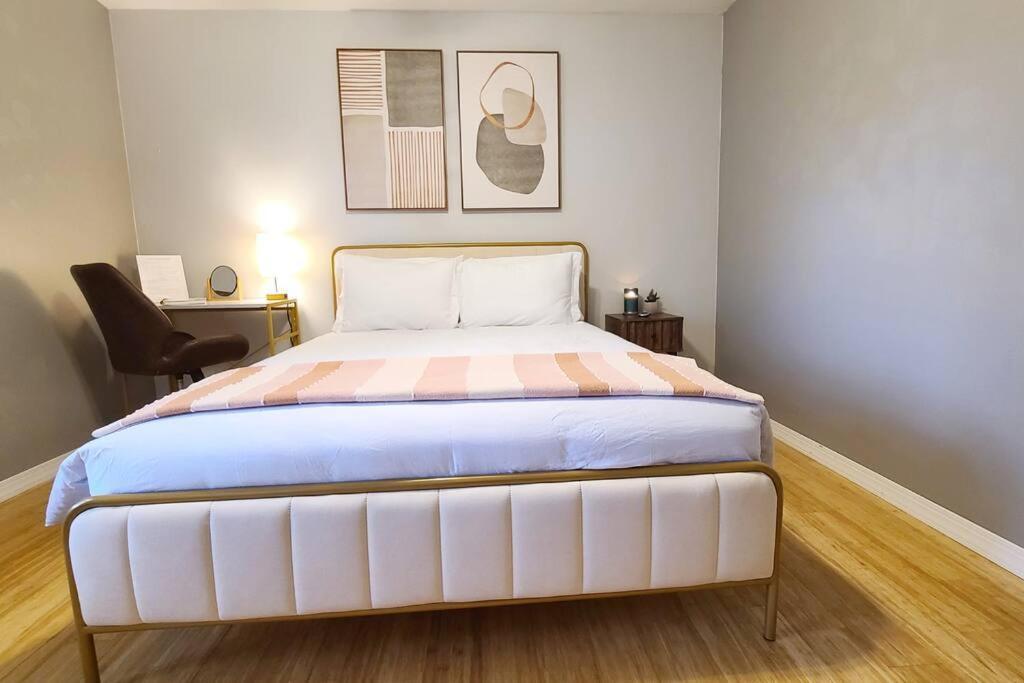 Centrally Located In Rogers And Bentonville! -Private Rooms 객실 사진