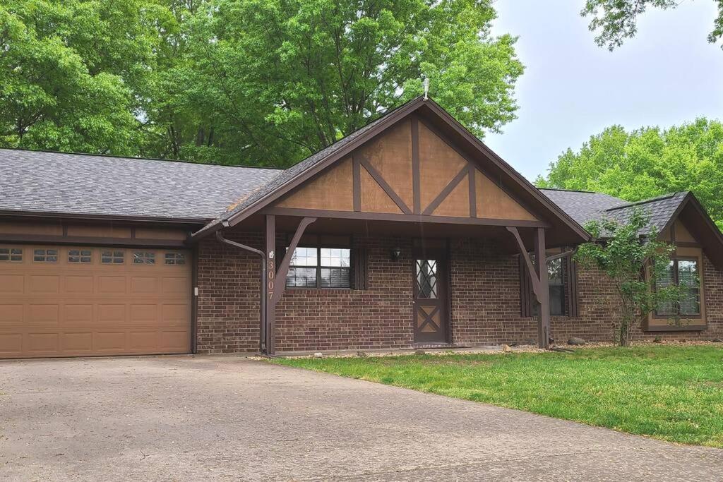 Centrally Located In Rogers And Bentonville! -Private Rooms 외부 사진